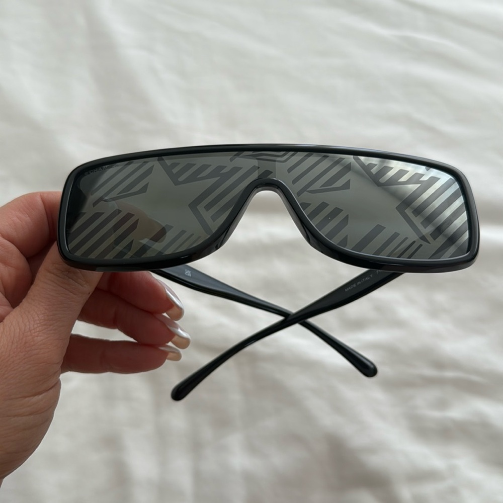 Chanel sunglasses authentic
